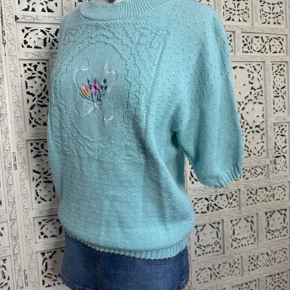 Vtg Light Blue Floral Embroidered Textured Grannycore Short Sleeve Sweater Sz M - Picture 3 of 7